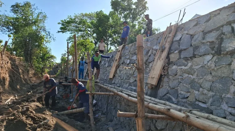 Pembangunan Jembatan TMMD ke-129 Menjadi Harapan Warga Desa Bulu Lor