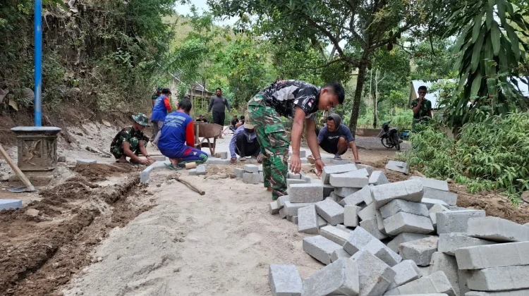 Kades Bulu Lor Ajak Warga Perkuat Gotong Royong dalam Program TMMD