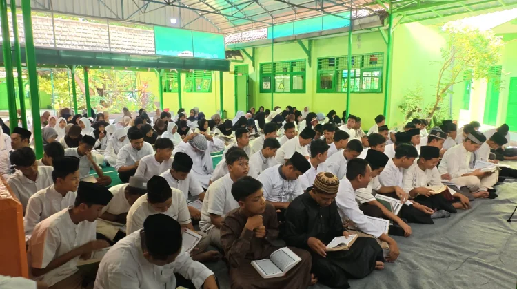 Rayakan Ulang Tahun ke-76, SMPN 3 Kota Madiun Tekankan Moderasi Beragama ke Murid