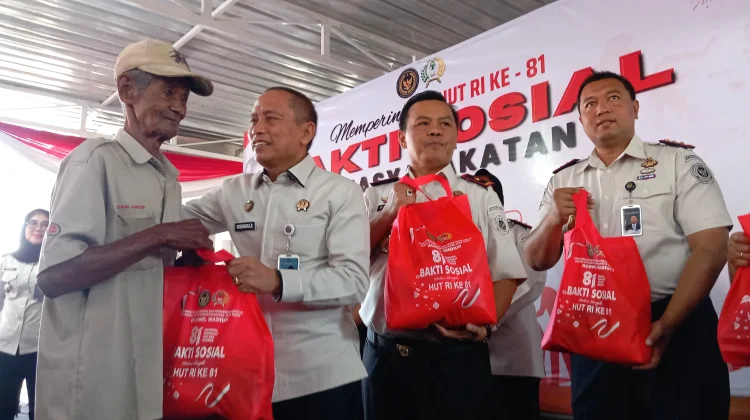 Jelang HUT ke-81 RI, Lapas Madiun Bagikan Bansos kepada 200 Warga