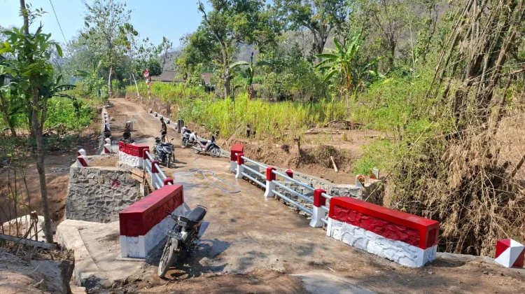 Warga Bulu Lor Rasakan Manfaat TMMD ke-129