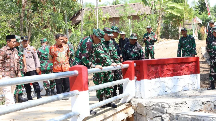 usai Penutupan, Hasil Fisik TMMD ke-129 Bulu Lor Langsung Ditinjau