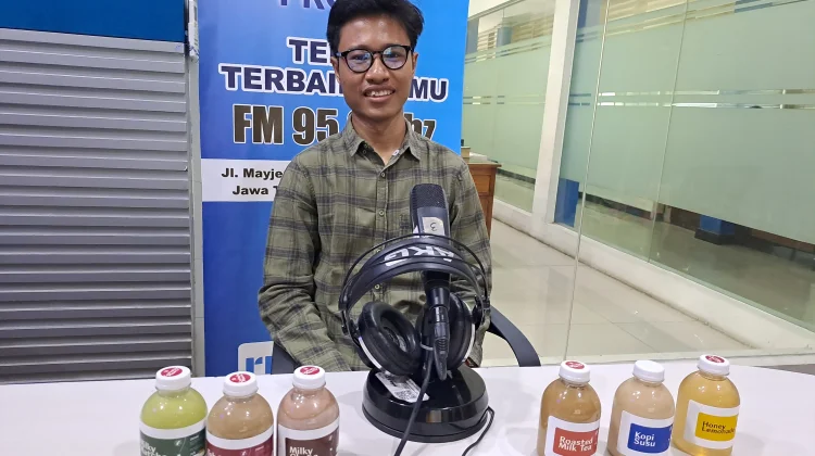 Fu Cart: Bisnis Minuman Kekinian dengan Gerobak Unik