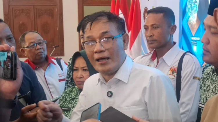 Budiman Sudjatmiko Dorong Warga Desa Masuk Rantai Pasok MBG