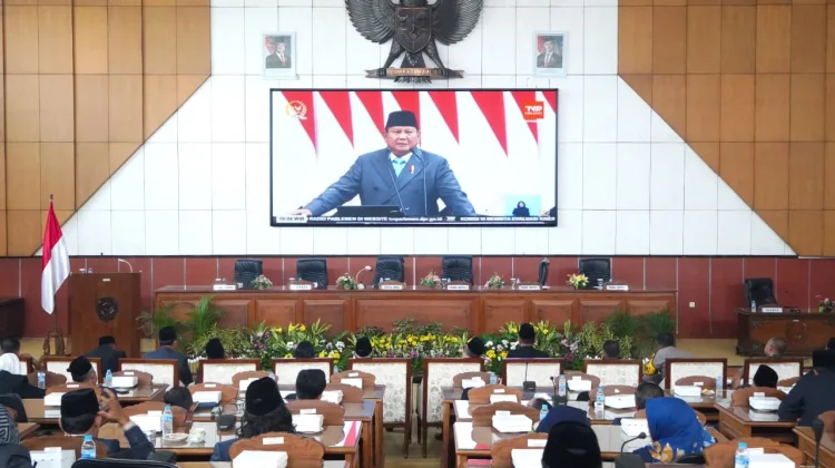 Rapat Paripurna! Pemkab, DPRD Kabupaten Madiun Simak Pidato Kenegaraan Presiden