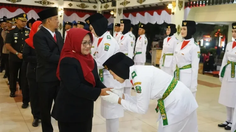 72 Paskibraka Magetan Dikukuhkan, Siap Jalankan Tugas Pengibaran Merah Putih
