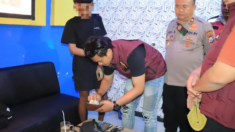 Polres Ponorogo Razia Enam Tempat Hiburan Malam, 19 Orang Jalani Tes Urine