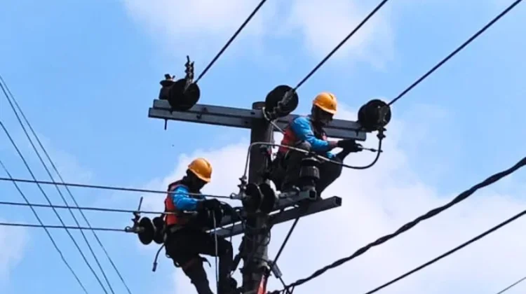 PLN UP3 Madiun Perkuat Keandalan Jaringan melalui 'Kereta Tempur'