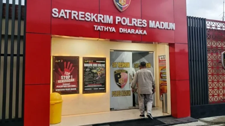Satreskrim Polres Madiun Amankan Tersangka Penggelapan Sepeda Motor