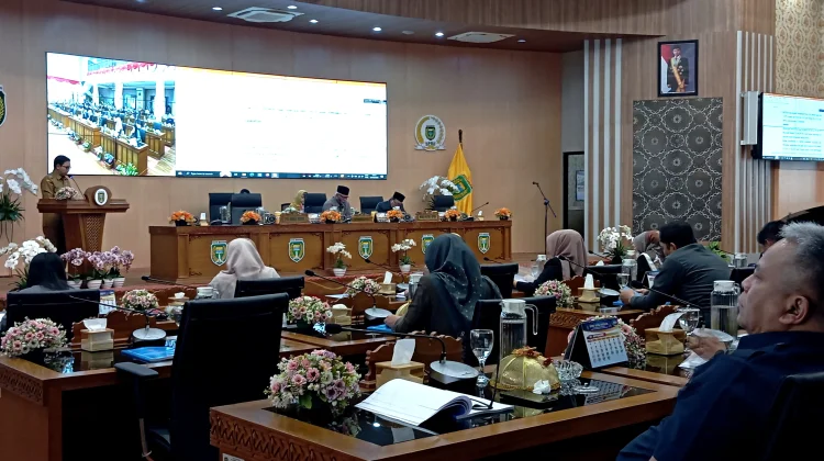 Plt Wali Kota Berikan 75 Jawaban Pandangan Fraksi, Diataranya Kenaikan BTT Rp11,5 M