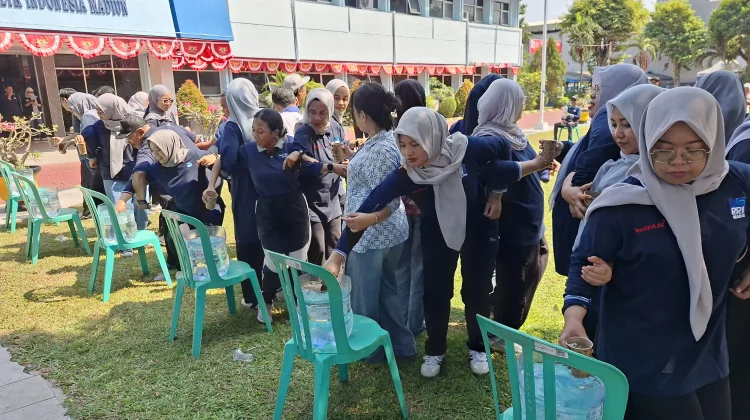 Semarak HUT ke-81 RRI, RRI Madiun Gelar Flash Mob dan Lomba Internal Pegawai