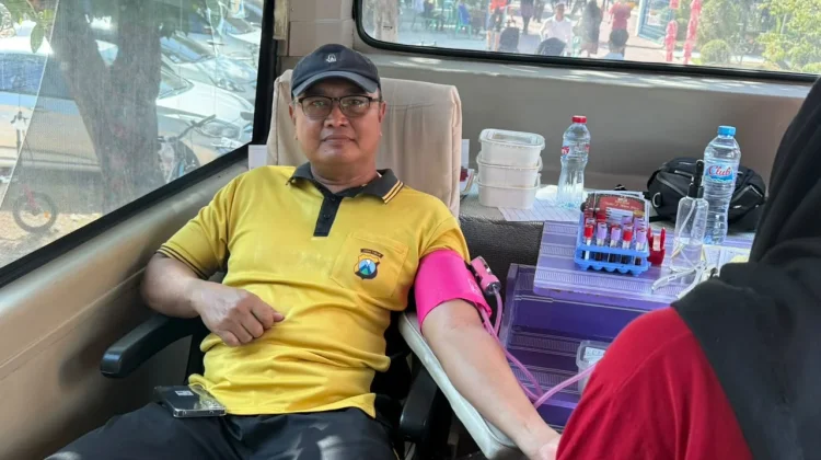 Personel Polres Madiun Kota Ikut Donor Darah, Partisipasi di HUT ke-81 RRI