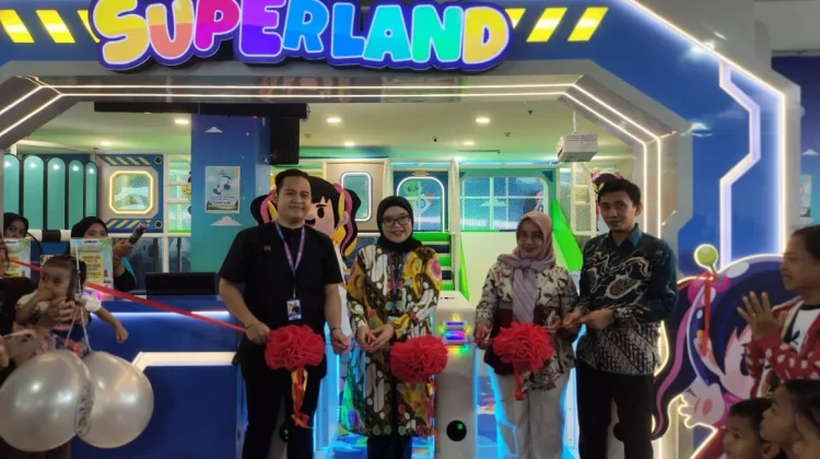 Masyarakat Madiun Antusias Atas Dibukanya Wahana Bermain Super Land di Sun City Ma