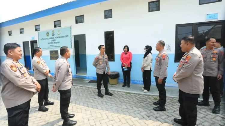 Pastikan Program Berjalan Optimal, Kapolres Madiun Tinjau Sejumlah SPPG