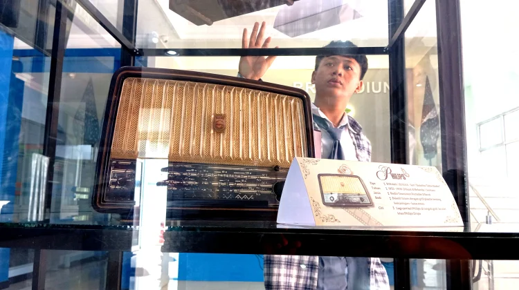 Radio Dituntut Beradaptasi di tengah Gempuran Platform Digital