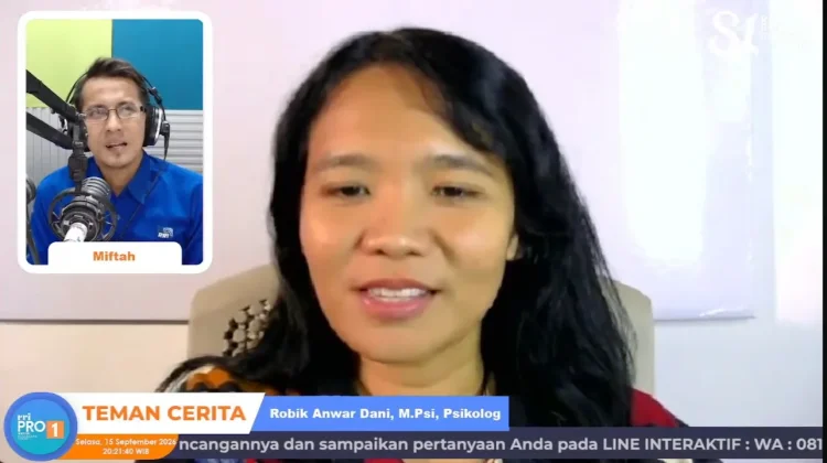 Memaknai ‘Baik-Baik Saja’ Jadi Topeng : Memahami Distress yang Tidak Terlihat