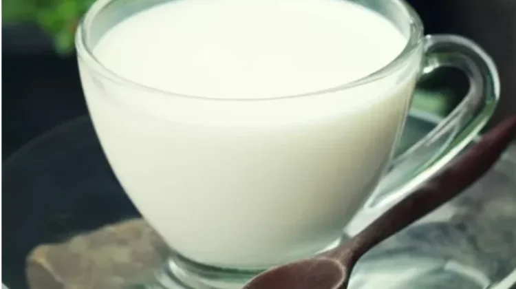 Makanan dan Minuman Alami yang Membuat Cepat Mengantuk