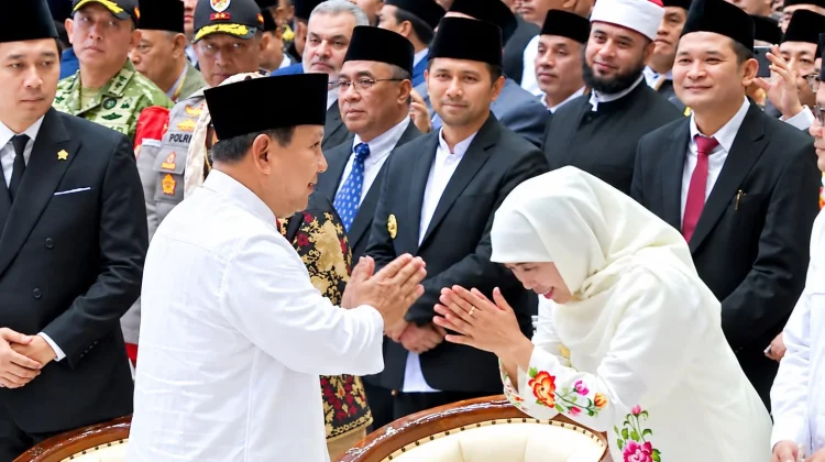 Khofifah Dampingi Prabowo Hadiri Peringatan 100 Tahun Gontor