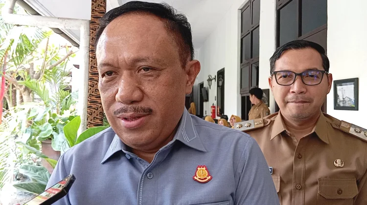 Kejari Serahkan Legal Opinion ke Pemkot Madiun, untuk Pedoman Eksekusi Pengadaan