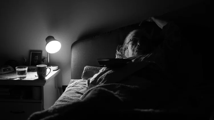 Atasi Insomnia pada Lansia, Dokter Sarankan Atur Pola Tidur dan Aktivitas Harian