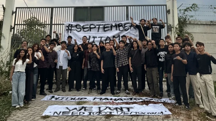 Mahasiswa UNESA Magetan Gelar Refleksi September Hitam
