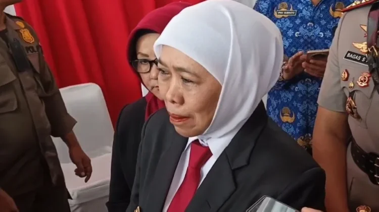Khofifah Ajak Masyarakat Teladani Gubernur Soerjo