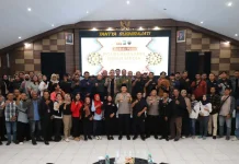 Jalin Sinergi, Kapolres Magetan Bagi Takjil dan Buka Bersama Insan Media