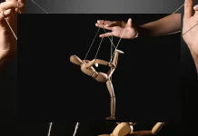 Mengenali Tanda-Tanda Hubungan Manipulatif Menurut Psikolog