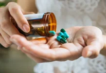 Begini Aturan Minum Antibiotik saat Berpuasa