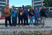 Jurnalis Madiun Raya Bagikan Ratusan Takjil