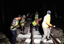 Tanggap, KAI Daop 7 Madiun Laksanakan Penggantian Bantalan Rel