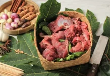 Benarkah Daun Pepaya Bisa Membuat Daging Empuk? Ini Faktanya