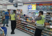 Polisi Ngawi Patroli Malam di Gerih