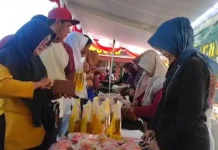 Puluhan warga Ngawi Berburu Bahan Pangan Murah di Gerakan Pangan Murah