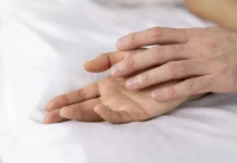 Tangan Sering Kesemutan saat Tidur? Bisa Jadi Tanda Penyakit Ini