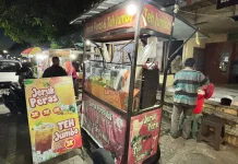 Es Jeruk Peras Favorit Warga Dolopo