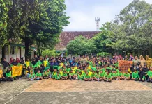 Peduli Lingkungan, Trash Hero Pacitan Rutin Bersihkan Pesisir Pantai