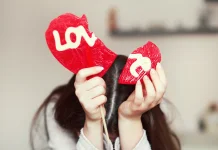 Pola Love Bombing, Berakhir Berkurangnya Perhatian hingga Ghosting