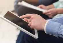 Psikolog Soroti Risiko Gadget Berlebihan saat Libur Sekolah