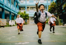 Orang Tua perlu Tahu, Ini Kesalahan saat Liburan Anak
