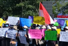 Ratusan Warga Ponorogo Gelar Aksi Dukung Program MBG Dilanjutkan