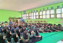 GenRe Pacitan Kenalkan Program Gerakan Ayah Teladan Indonesia ke Remaja