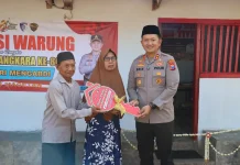 Senyum Sumringah Tiyem, Pelaku UMKM Penerima Bantuan Renovasi dari Polres Magetan
