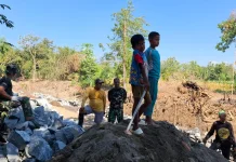 Anak-anak Sambut Antusias TMMD ke-129, Bermimpi Menjadi Prajurit TNI