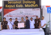 Kapolres Madiun dan Kajari Musnahkan Barang Bukti Perkara Pidana Umum