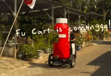 Gerobak Berbentuk Botol, Strategi Kreatif Anak Muda Madiun Jual Minuman Kekinian