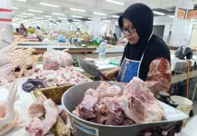 Harga Ayam di Pasar Legi Ponorogo Naik, Pedagang Keluhkan Dampaknya