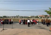 Kesibukan Tak Menghalangi Semangat Nasionalisme RW 01 Kelurahan Banjarejo