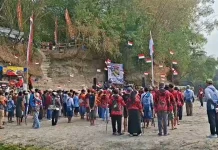 Ratusan Pemancing Gelar Upacara di Tepi Bengawan Solo