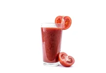 Ingin Dapat Manfaat Maksimal dari Jus Tomat? Ini Cara Tepat Mengonsumsinya